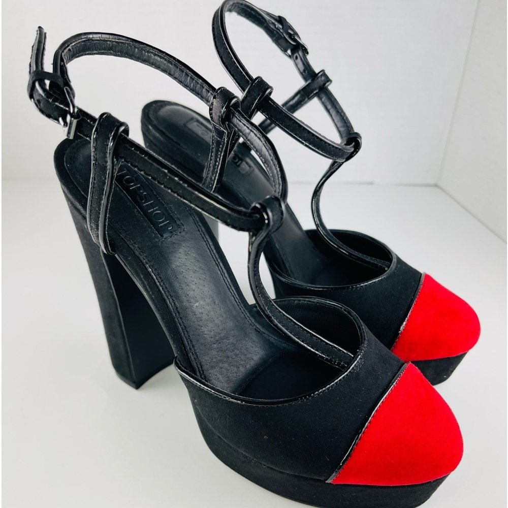 Topshop Saturn black and red platform heeled shoes.Euro 37/US 6.5.